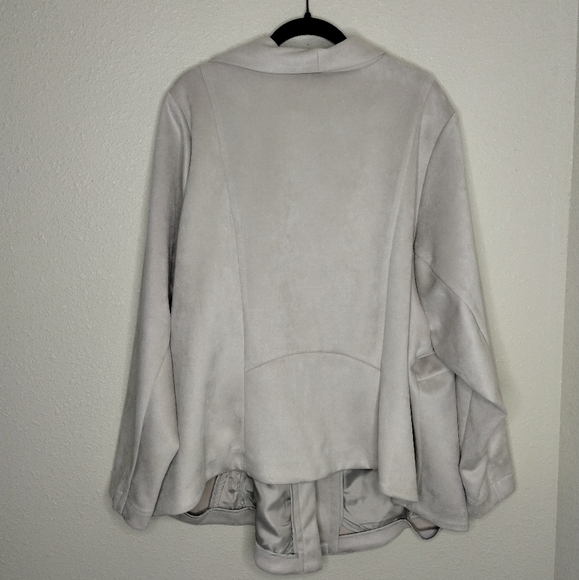 Torrid Faux Suede Peplum Jacket Plus Size Women's Size 6X - Picture 5 of 8